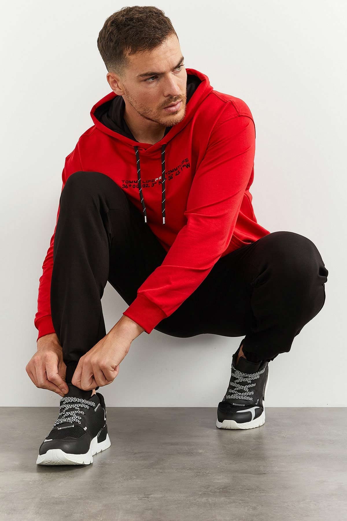 Red and black hooded kangaroo pocket rubber sleeve oversized tracksuit- 85117
