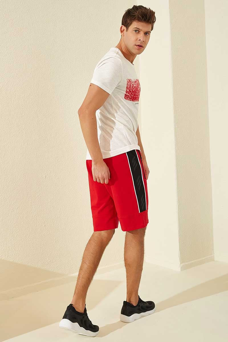Red Side Striped Standard Fit Men's Shorts - 81148