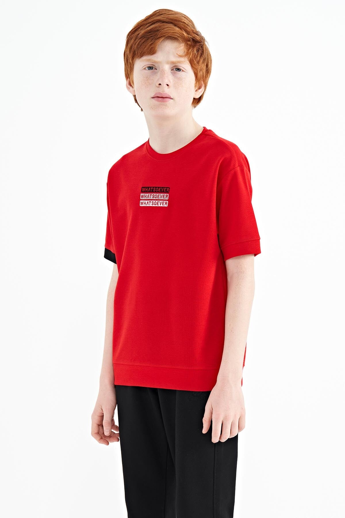 Red Embroidered O Collar Oversize Boys T-Shirt - 11146
