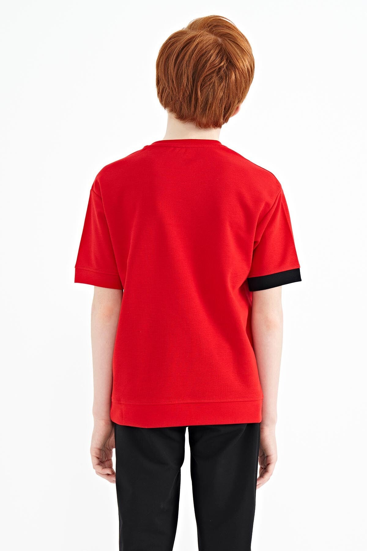 Red Embroidered O Collar Oversize Boys T-Shirt - 11146