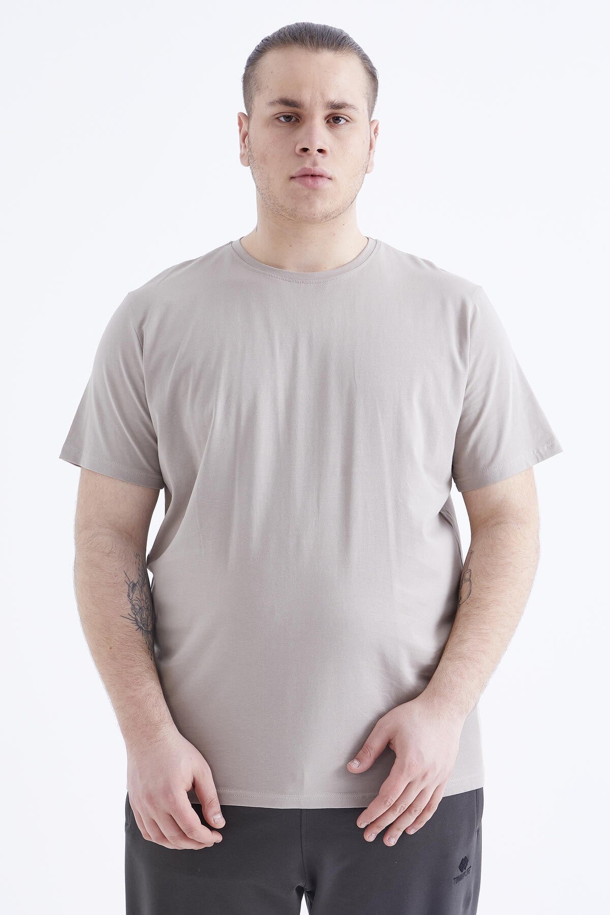 Dark Beige Basic Short Sleeve O Neck Large Size Men's T-Shirt - 88072