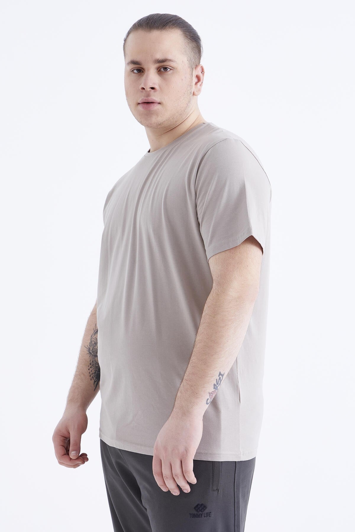 Dark Beige Basic Short Sleeve O Neck Large Size Men's T-Shirt - 88072