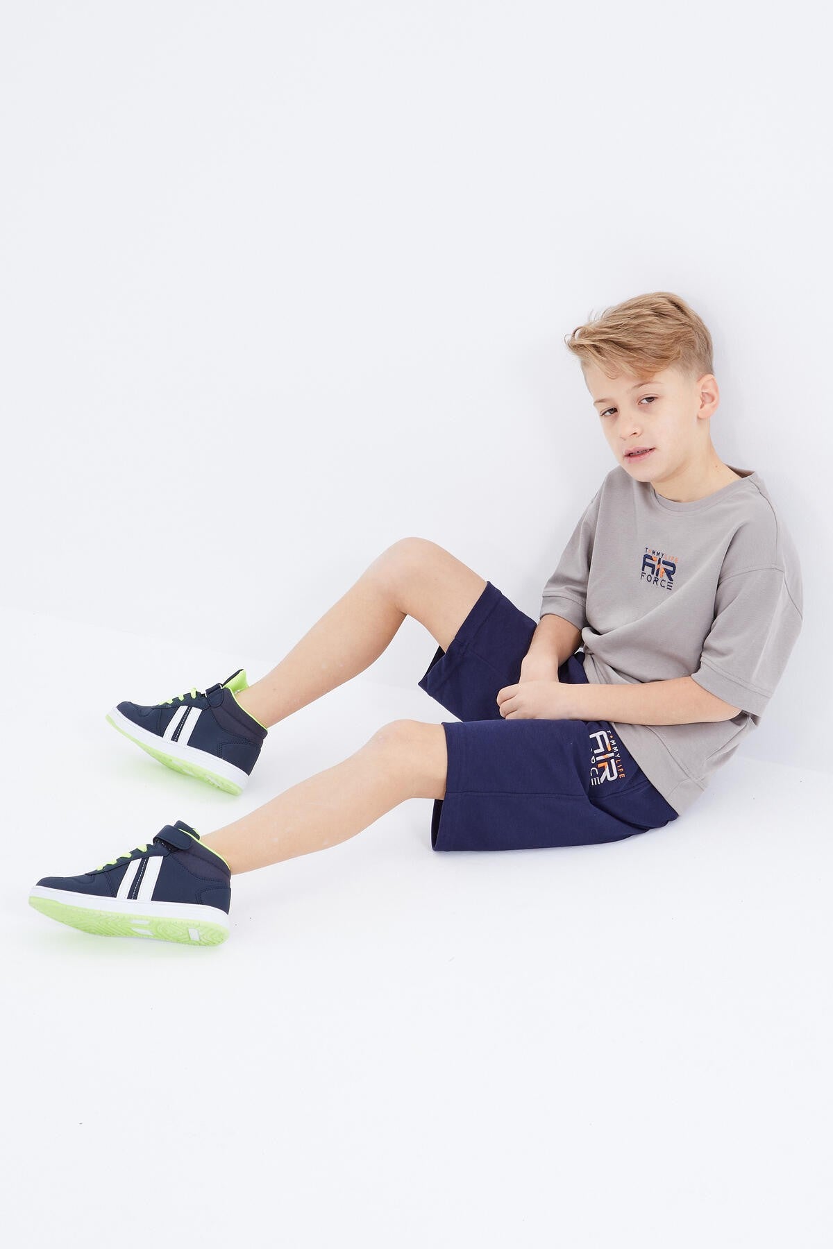 Dark Beige - Indigo Embroidered Oversize Boys' Shorts Set - 10897