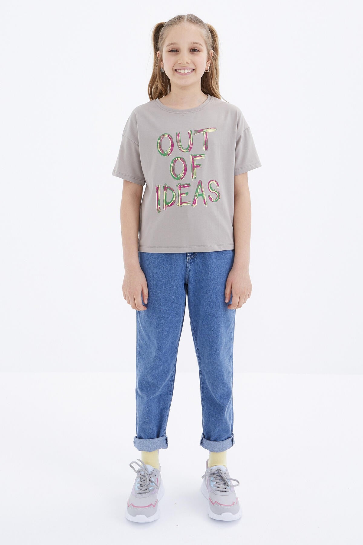 Dark Beige Oversize Print O Collar Drop Shoulder Girls' T-Shirt - 75028