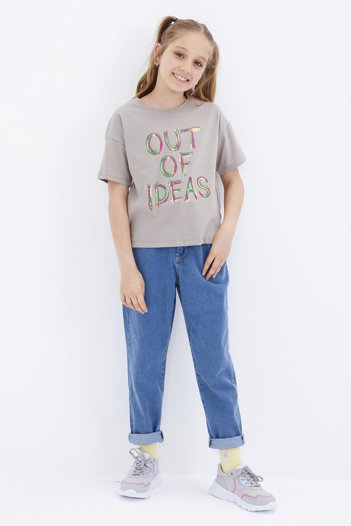 Dark Beige Oversize Print O Collar Drop Shoulder Girls' T-Shirt - 75028