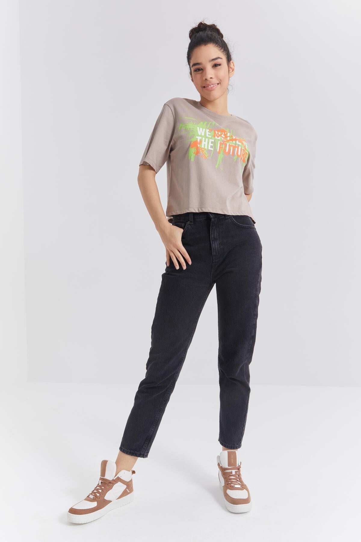 Dark Beige Color Print O Collar Women's Oversize T-Shirt - 97212