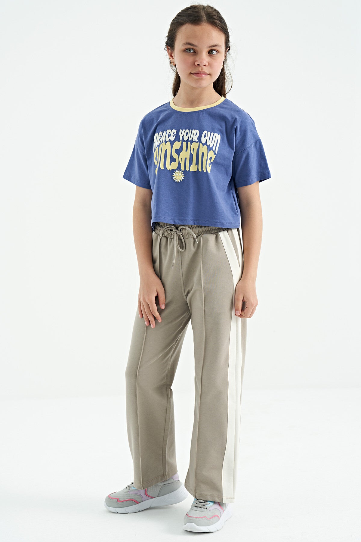 Dark Beige Side Striped Detailed Laced Relaxed Fit Wide Leg Girls' Tracksuit Bottom - 75119