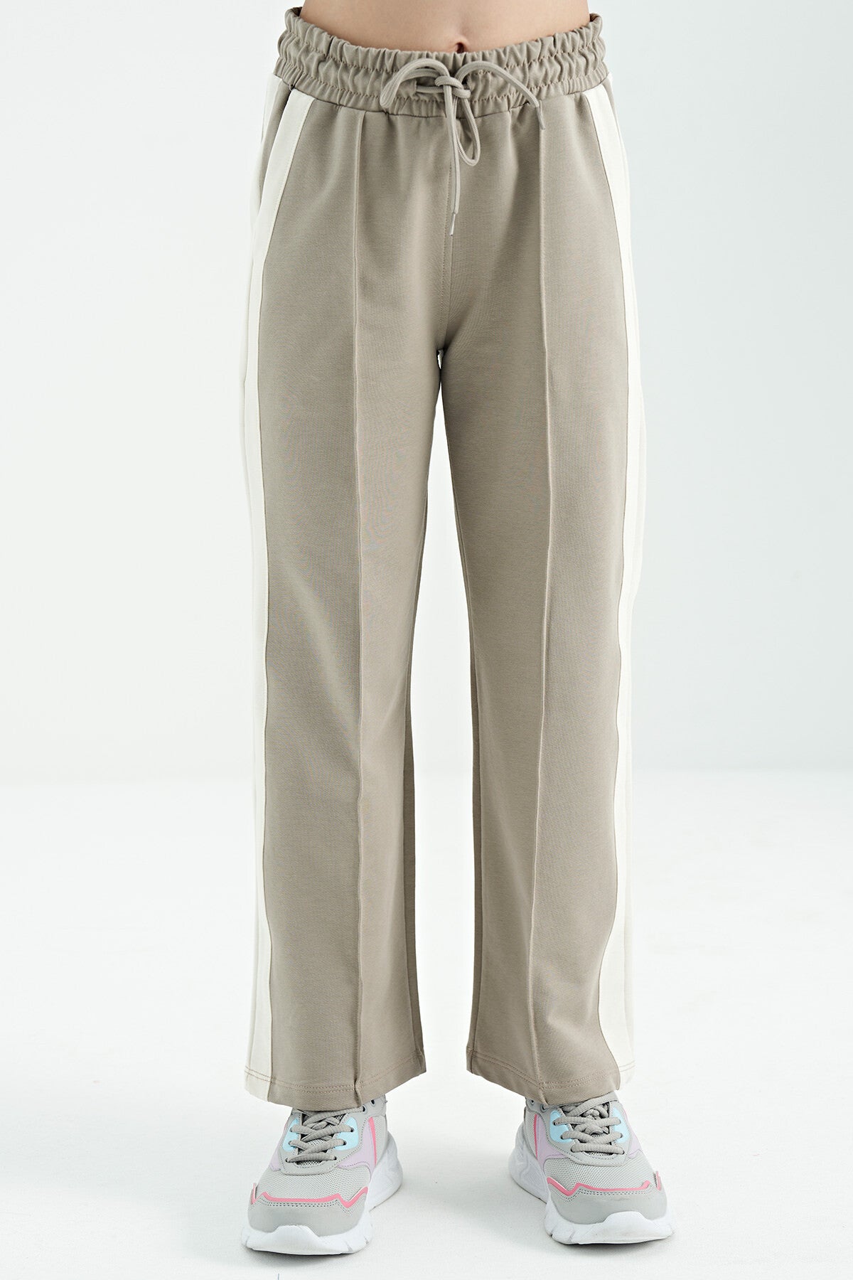 Dark Beige Side Striped Detailed Laced Relaxed Fit Wide Leg Girls' Tracksuit Bottom - 75119
