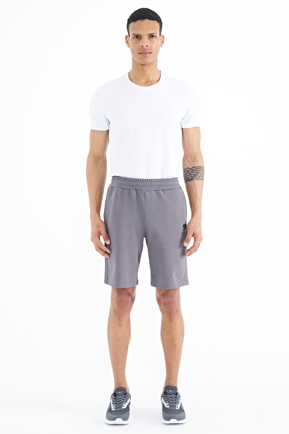 Evan Grey Standard Fit Men's Shorts - 81240