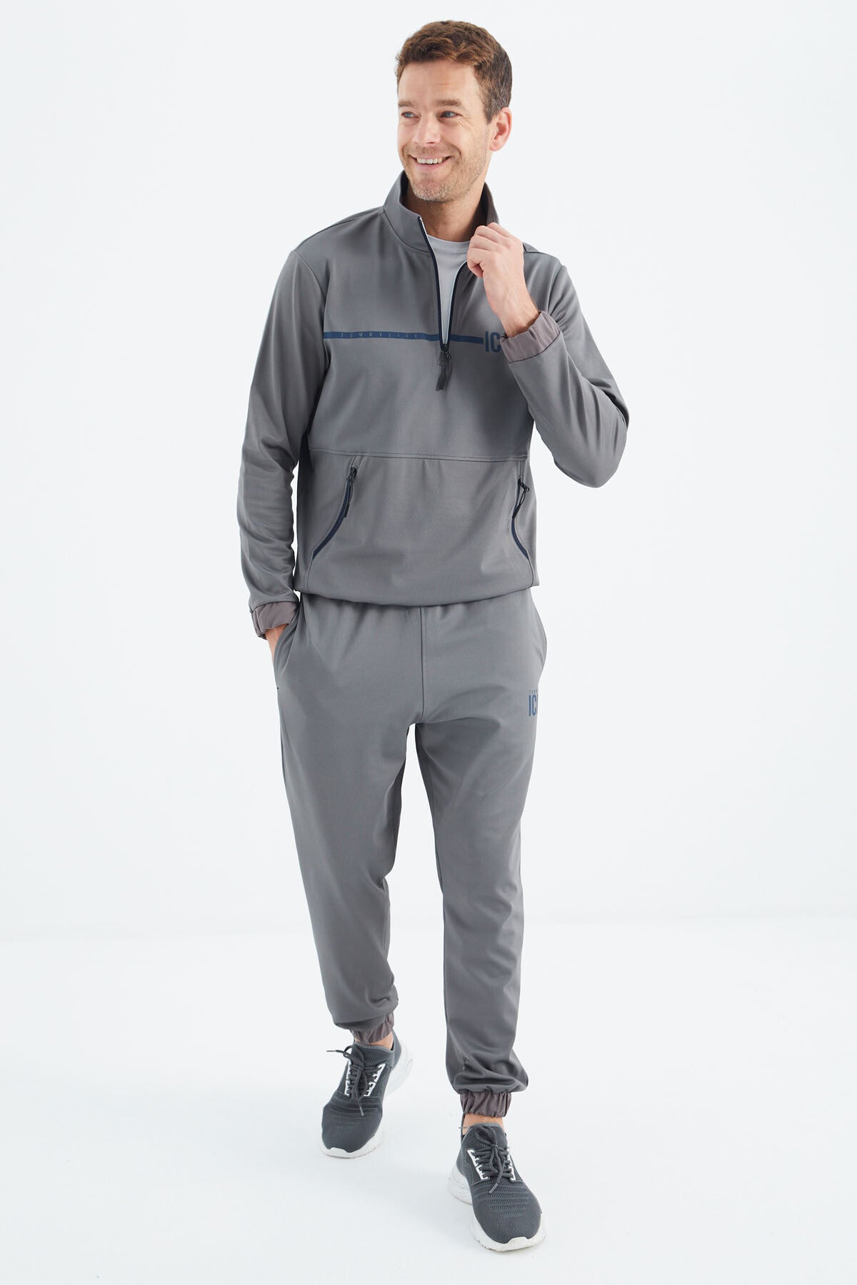 Dark Grey Stand Collar Men's Tracksuit Set - 85215