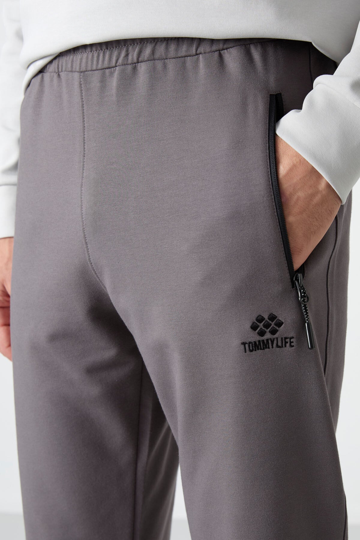 Dark Grey Zippered Pocket Standard Fit Jogger Men's Tracksuit Bottom - 84587