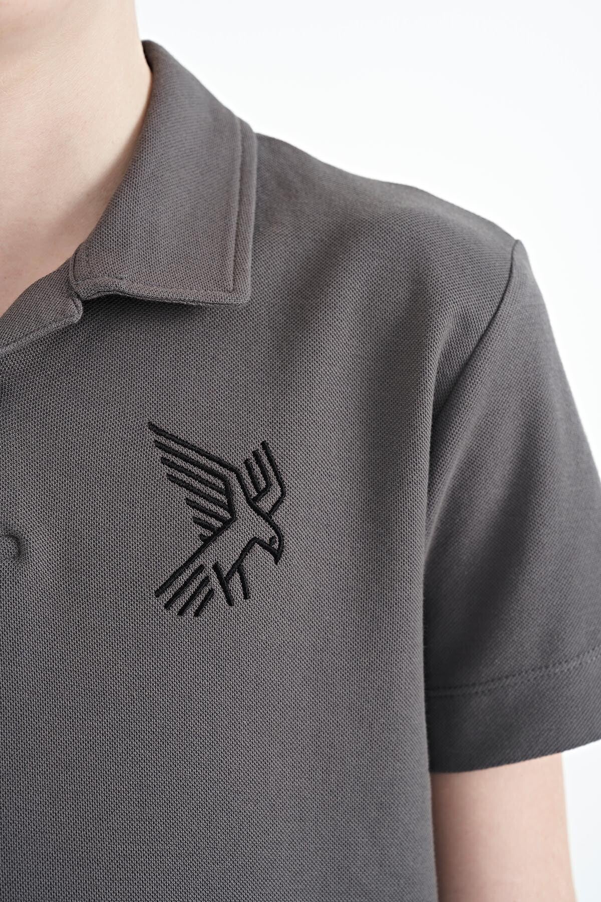 Dark Gray Minimal Embroidery Detailed Standard Pattern Polo Collar Boys T-Shirt - 11084