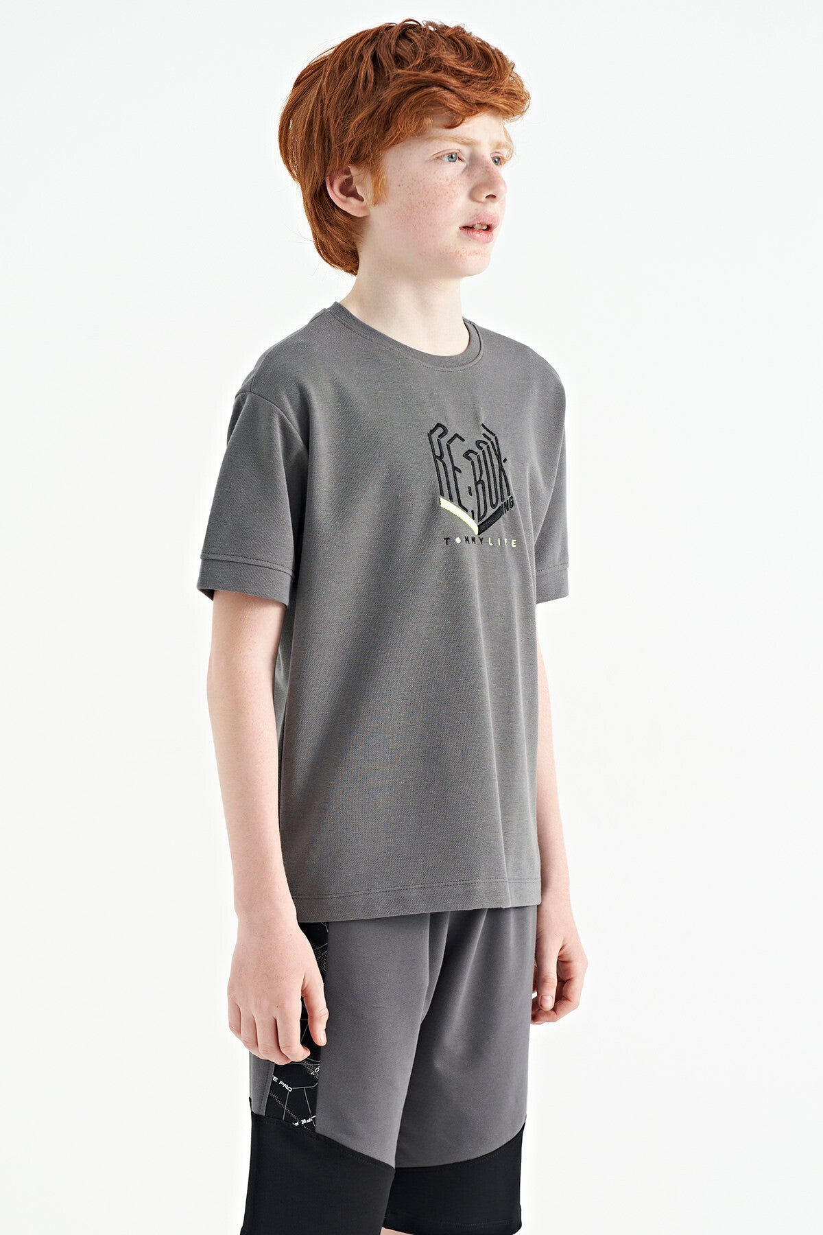 Dark Grey Embroidered O Collar Oversize Boys' T-Shirt - 11151