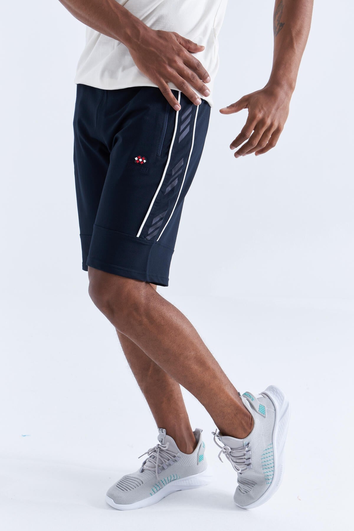 Pants - White Side Striped Standard Fit Men's Shorts - 81148
