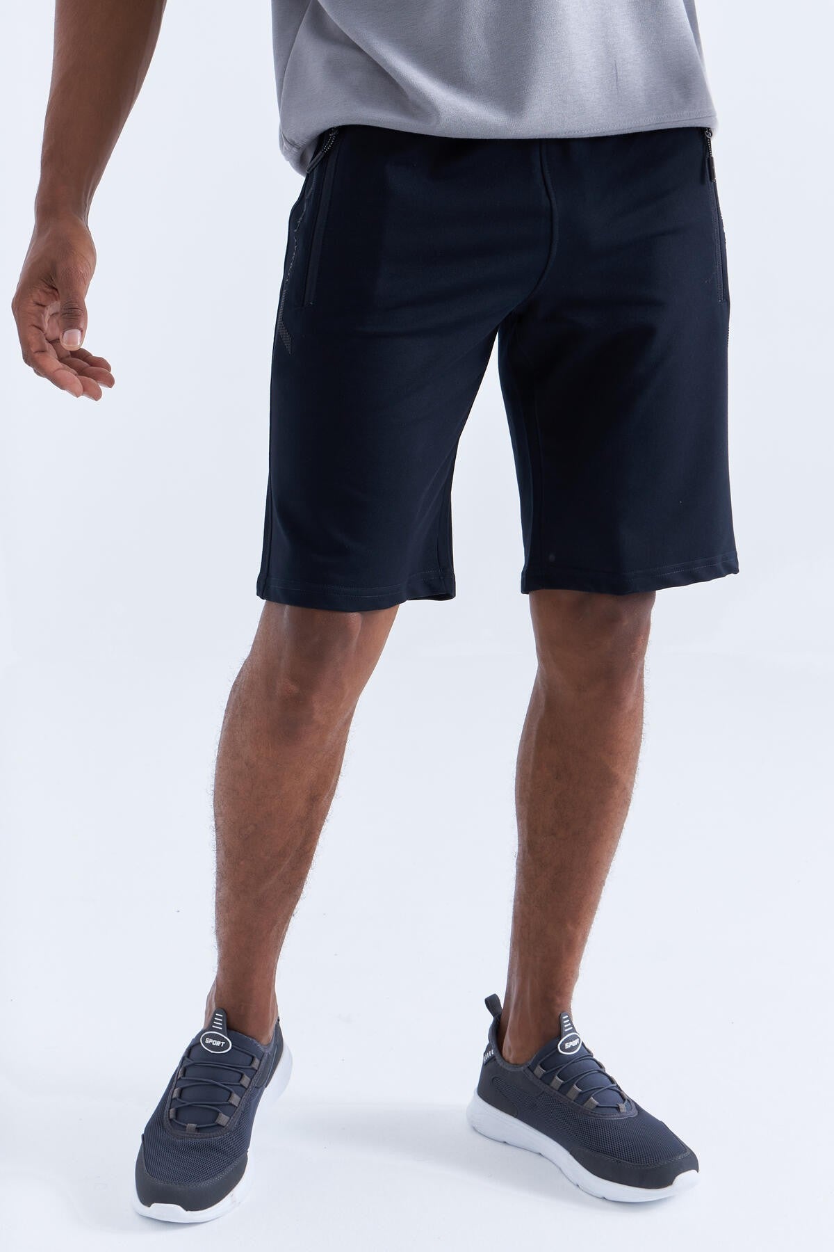 Lace - Black Zippered Pocket Detailed Standard Fit Men's Shorts - 81141