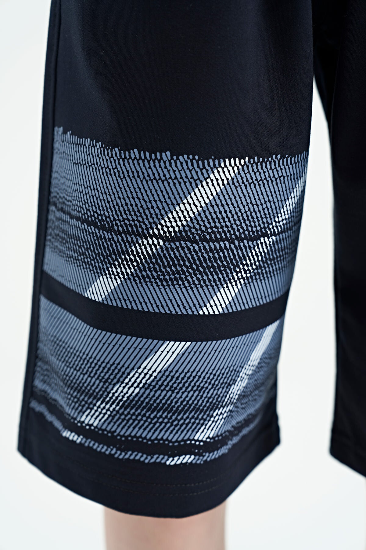 Navy Blue Printed Detailed Laced Standard Fit Boys Shorts - 11125