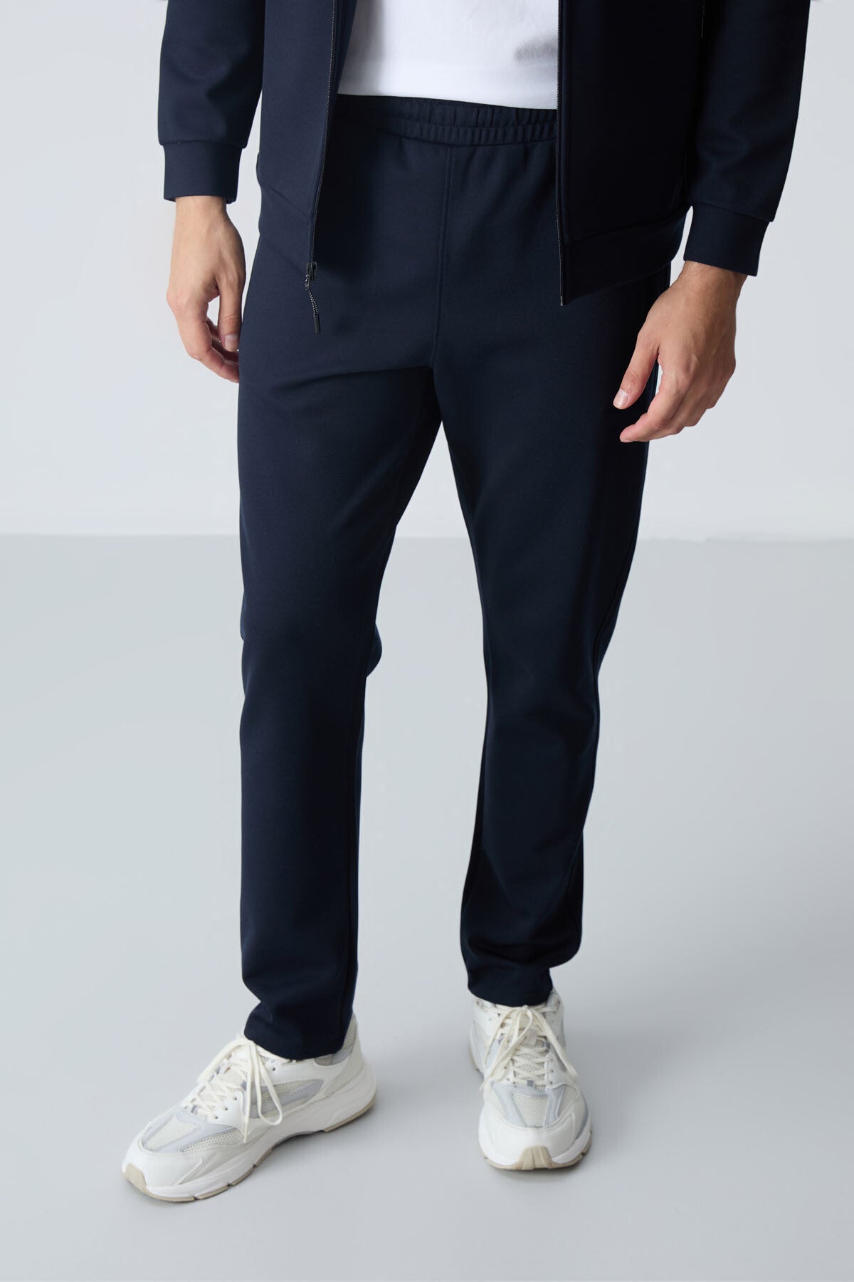 Navy Blue High Collar Two-Tone Comfort Fit Classic Hem Men's Tracksuit Set - 85113