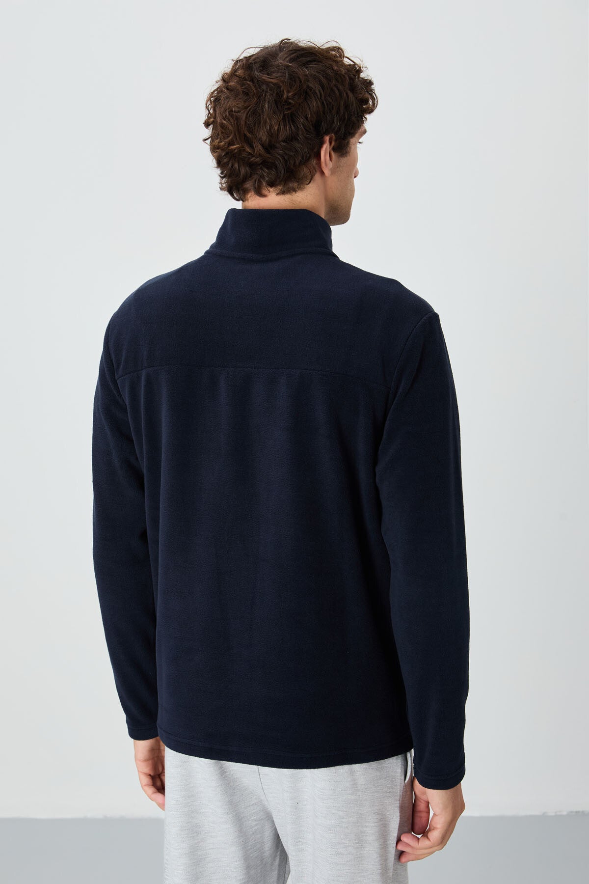 River Navy Blue Stand Collar Men's Fleece Sweatshirt - 88310