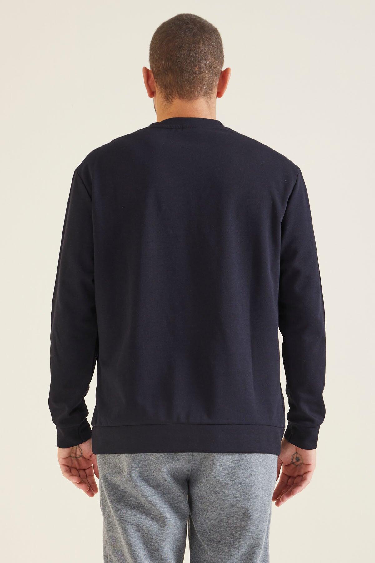 Lindon Navy Blue O Collar Men's Sweatshirt - 88130