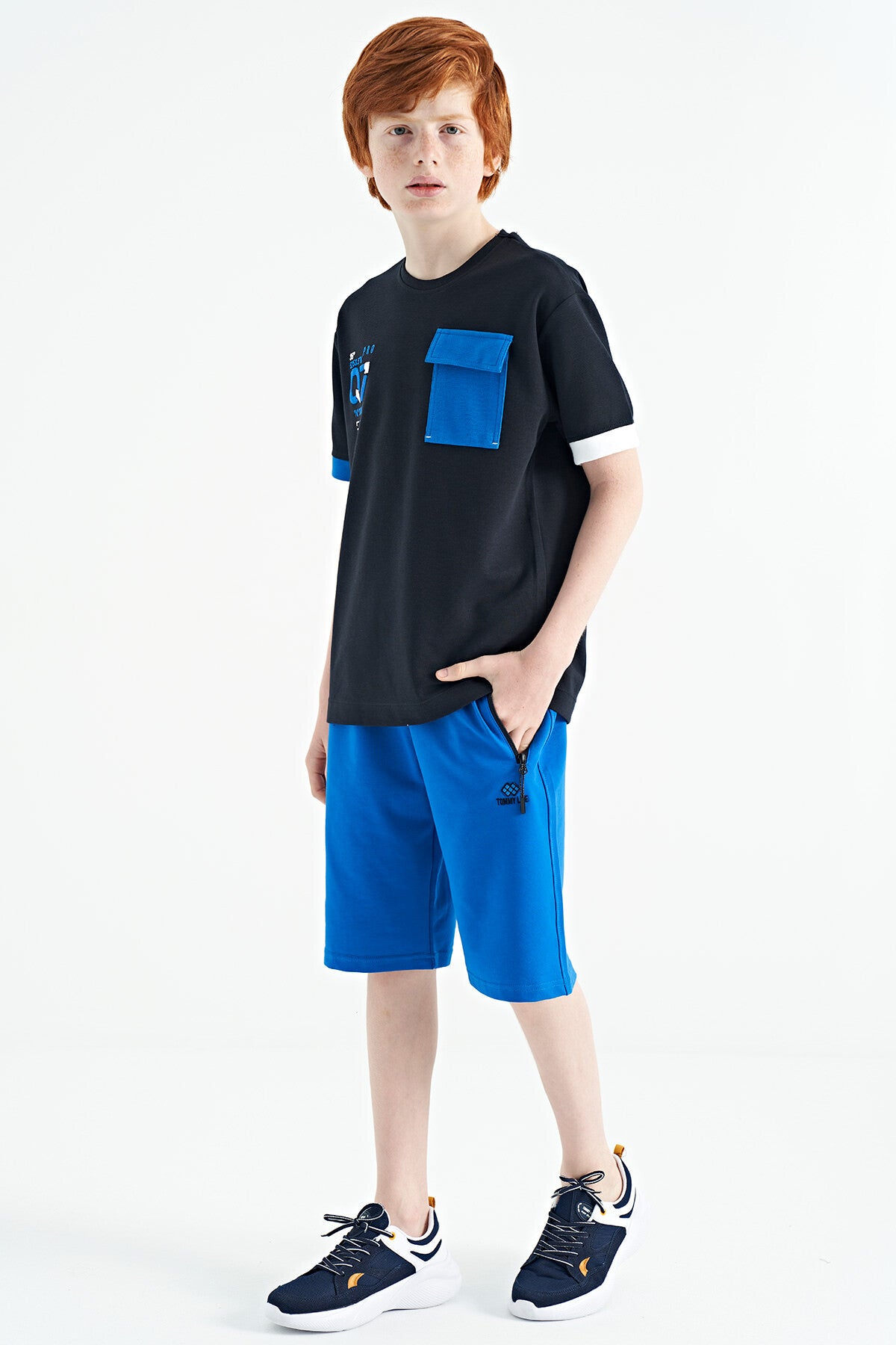 Navy Blue O Collar Oversize Pocket Detailed Boys' T-Shirt - 11152