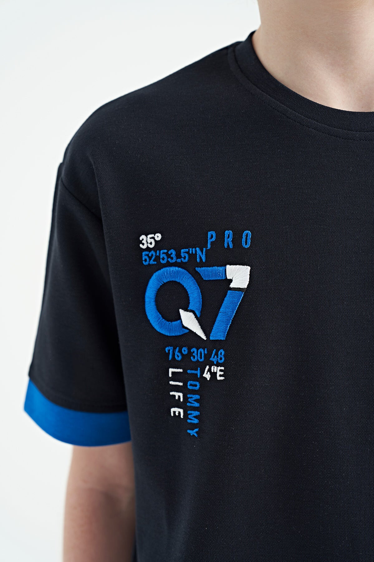 Navy Blue O Collar Oversize Pocket Detailed Boys' T-Shirt - 11152
