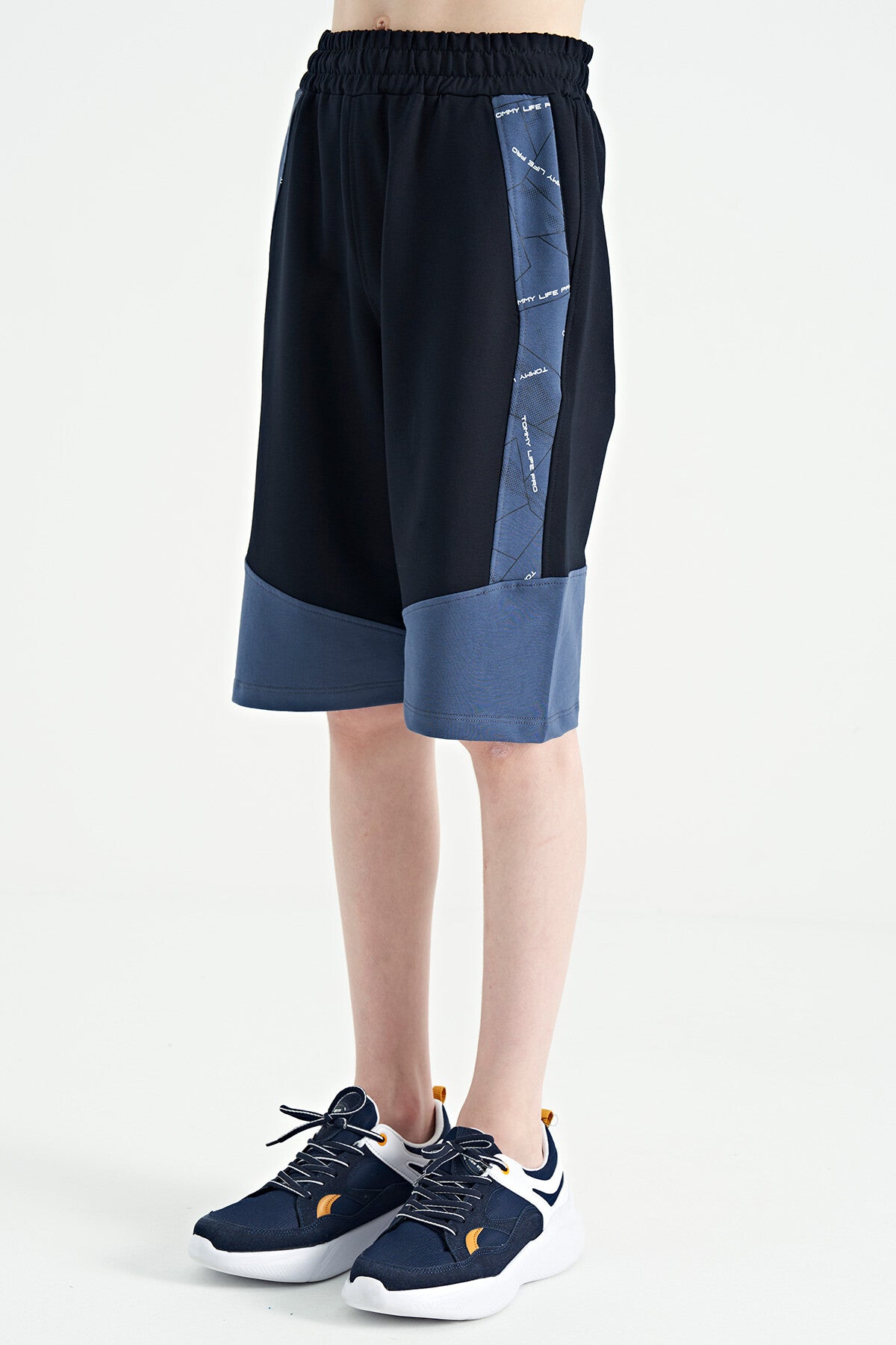 Navy Blue Side Print Detailed Color Blocked Standard Fit Boys Shorts - 11141