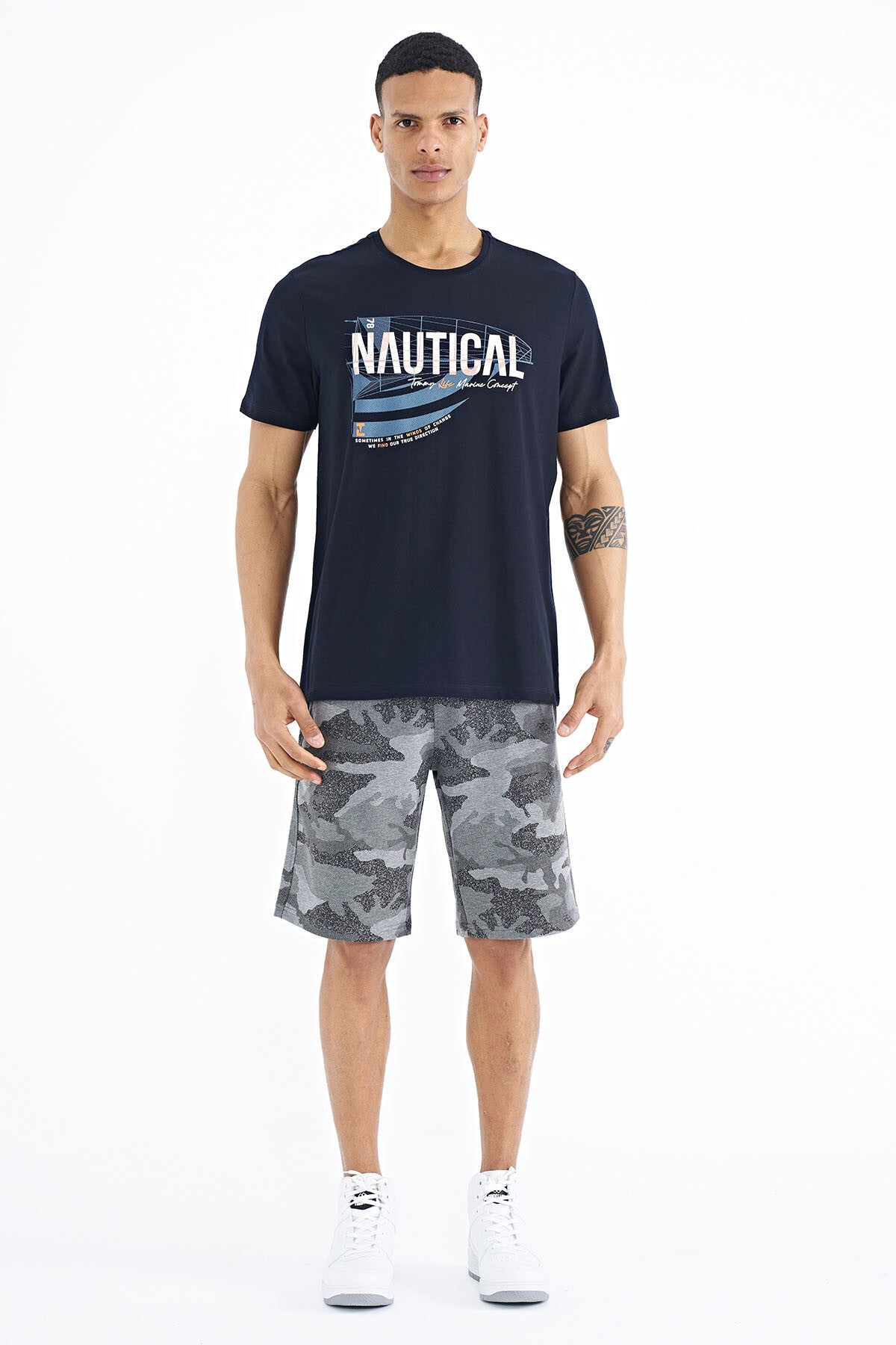 Navy Blue Printed Standard Fit O Neck Men's T-Shirt - 88171