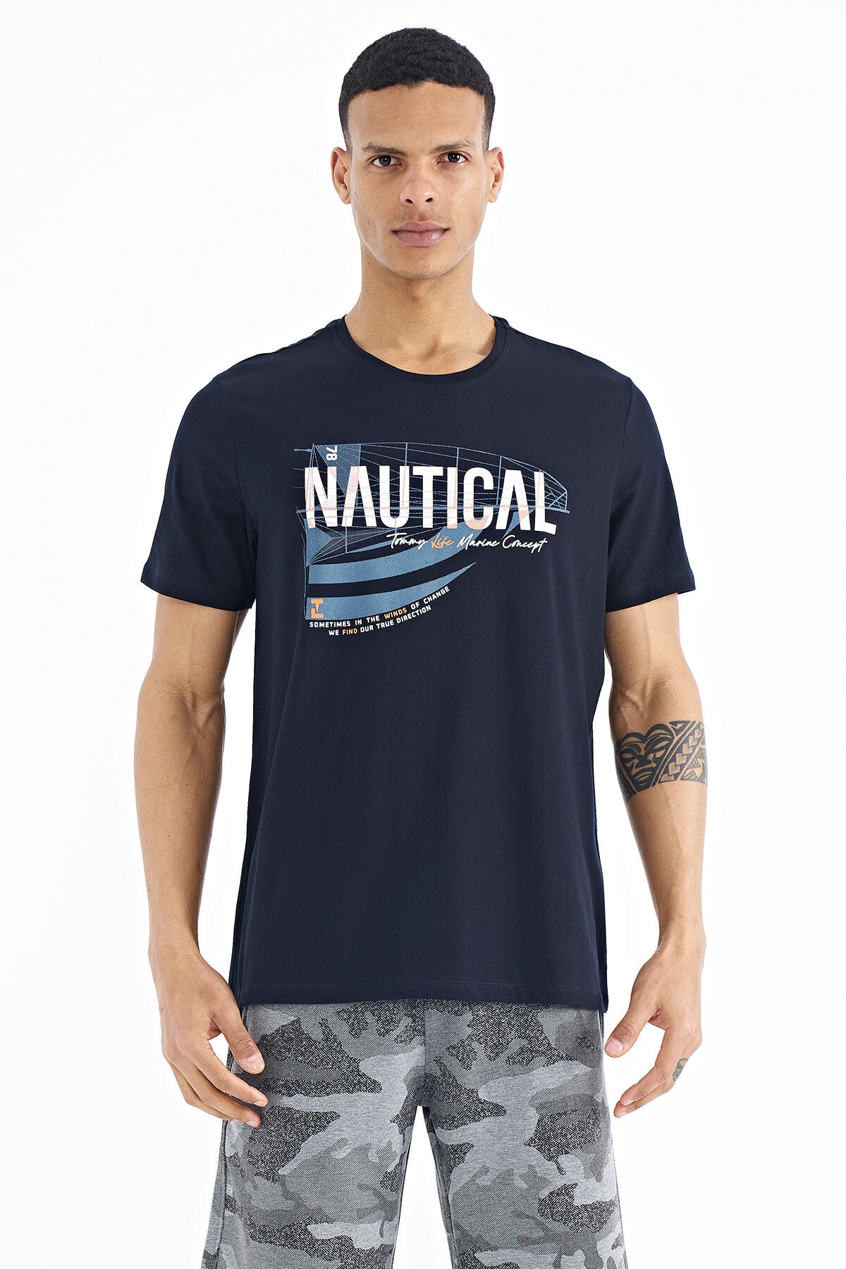 Navy Blue Printed Standard Fit O Neck Men's T-Shirt - 88171