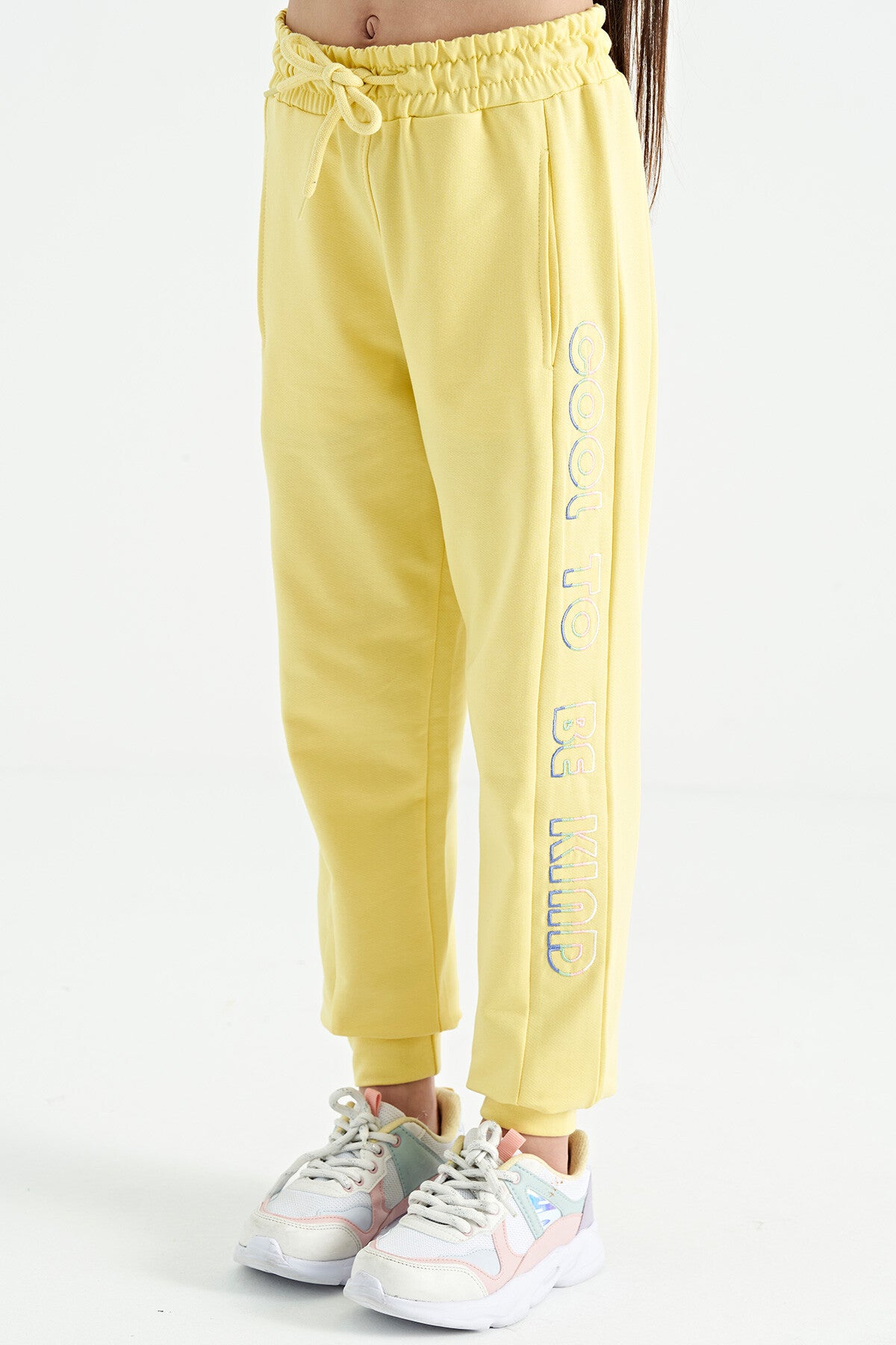 Lemon Side Print Embroidered Laced Standard Fit Jogger Girls' Tracksuit Bottom - 75123