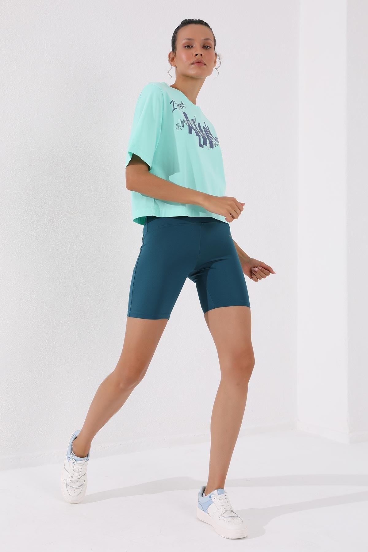 Mint Green Asymmetric Print O Collar Women's Oversize T-Shirt - 97136