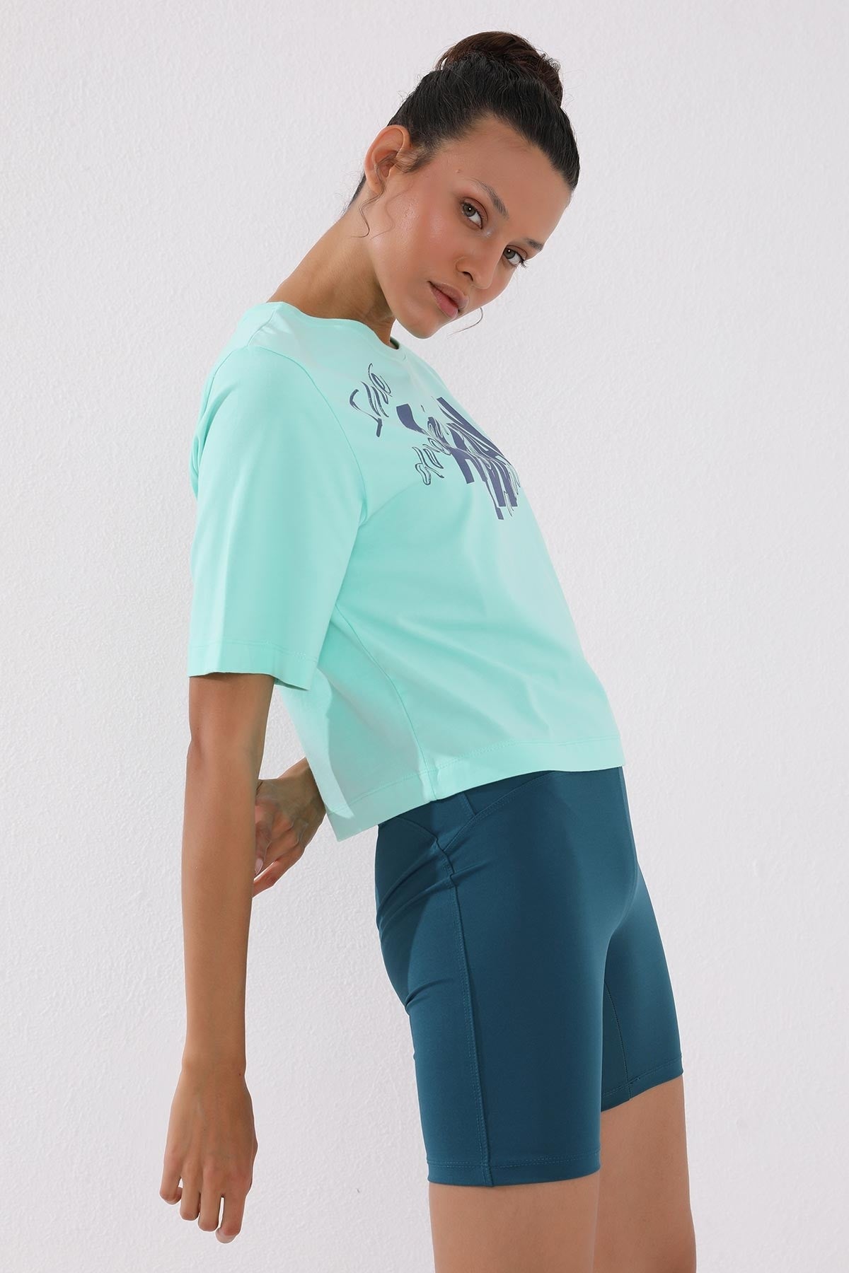 Mint Green Asymmetric Print O Collar Women's Oversize T-Shirt - 97136