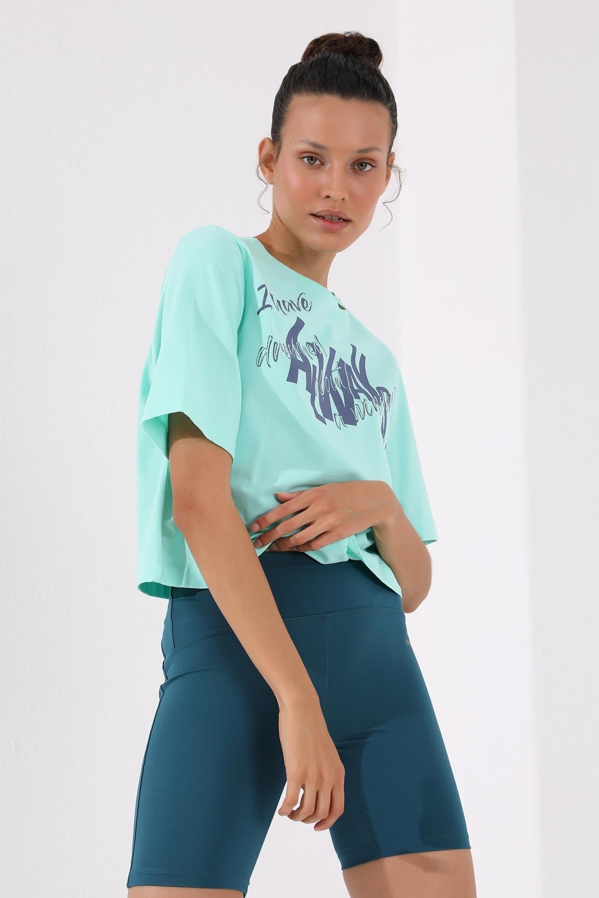 Mint Green Asymmetric Print O Collar Women's Oversize T-Shirt - 97136