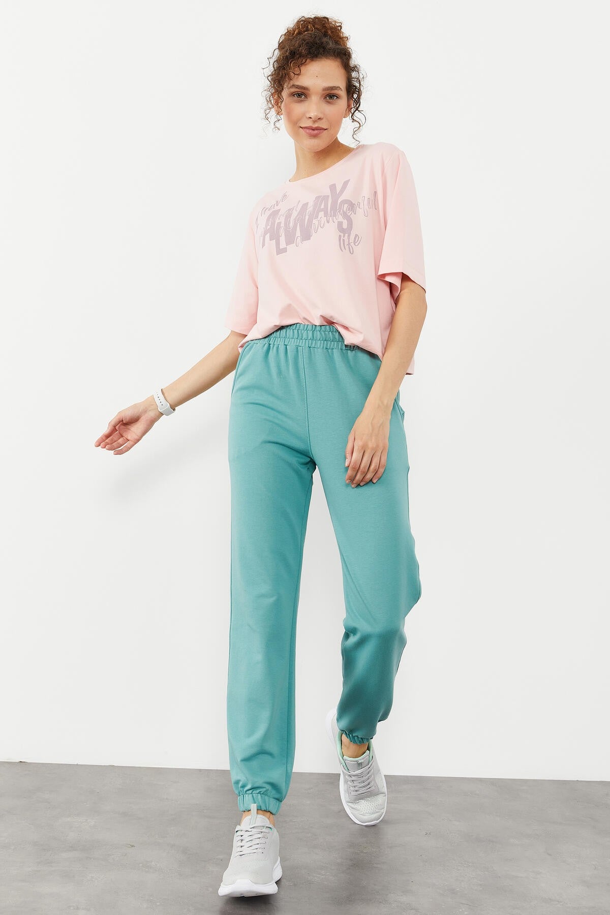 Mint Green High Waist Comfort Fit Elastic Cuffed Women's Tracksuit Bottom - 94583