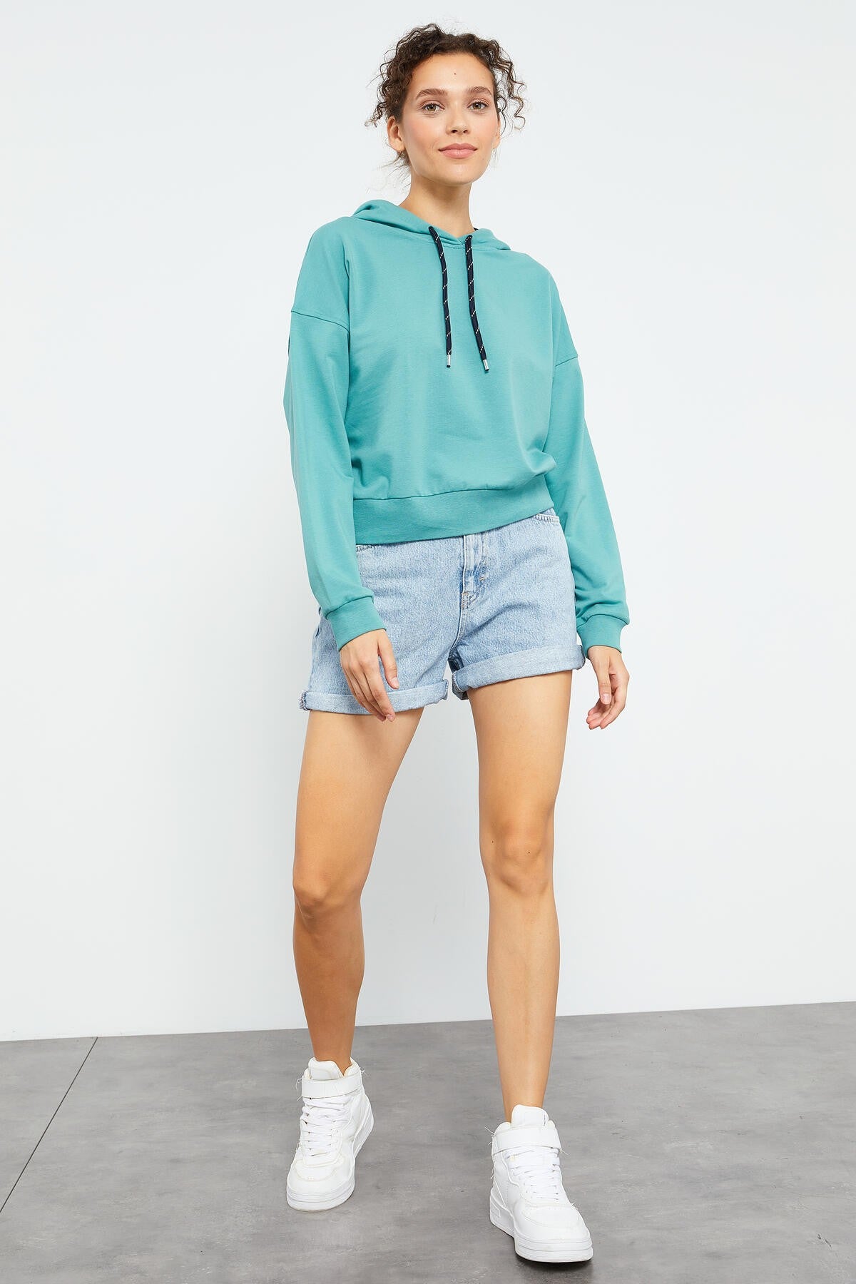 Mint Green Long Sleeve Comfort Fit Hooded Women's Sweatshirt - 97115