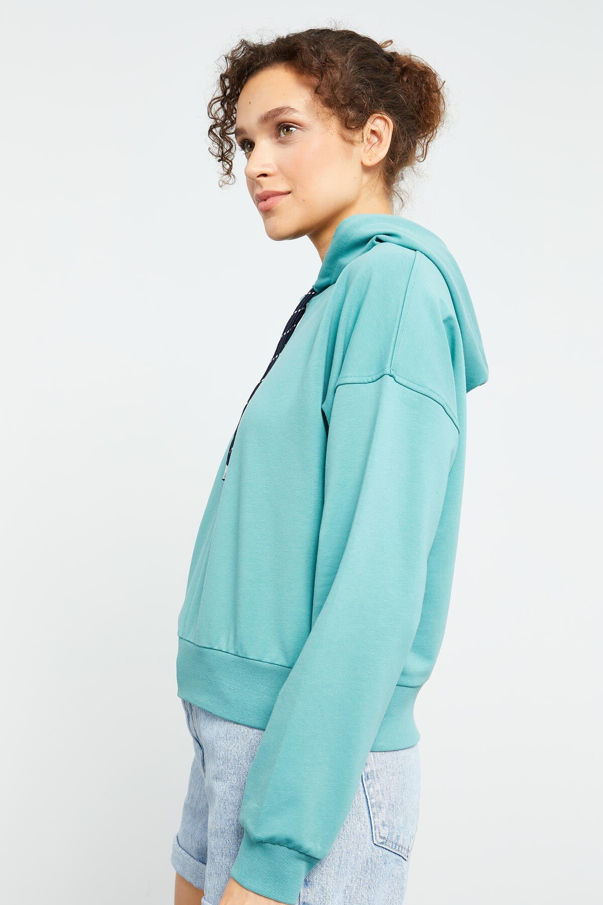 Mint Green Long Sleeve Comfort Fit Hooded Women's Sweatshirt - 97115