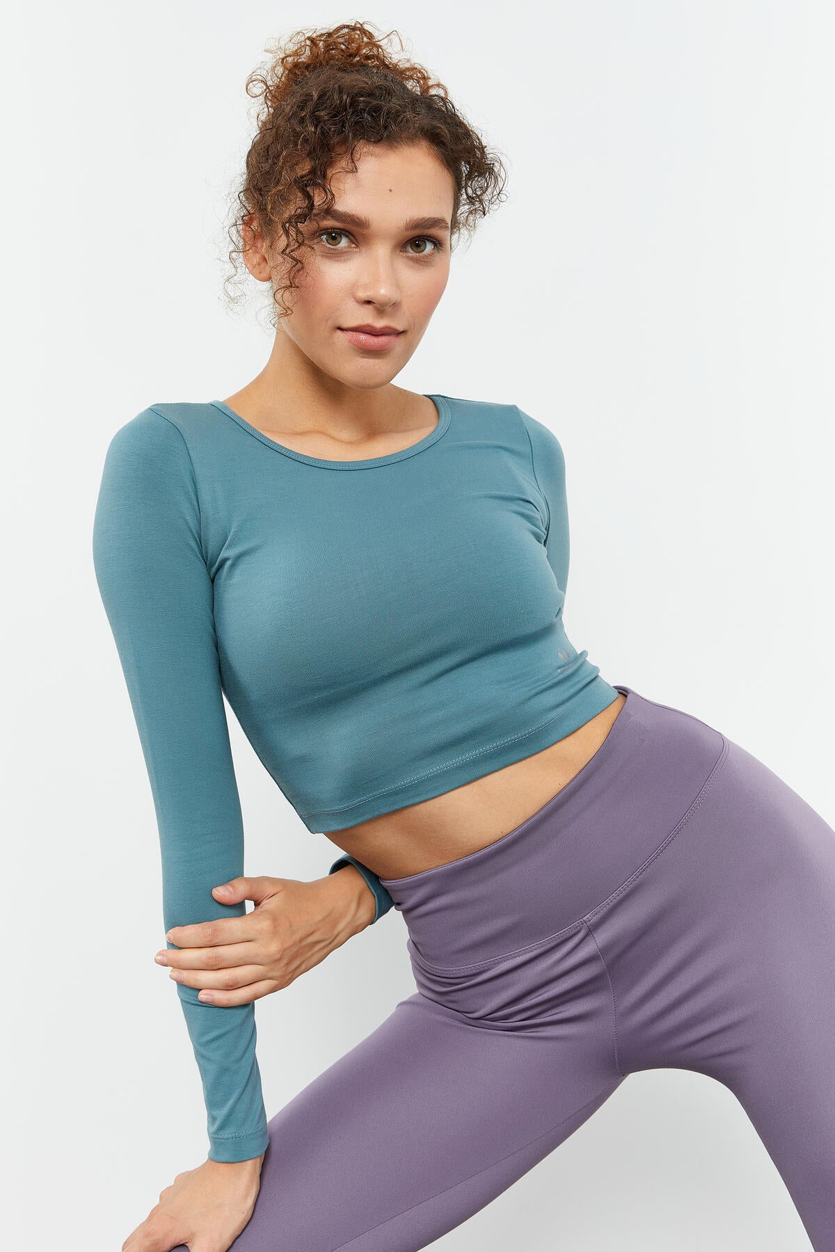 Mint Green Long Sleeve Slim Fit O Neck Women's Crop Top T-Shirt - 97150