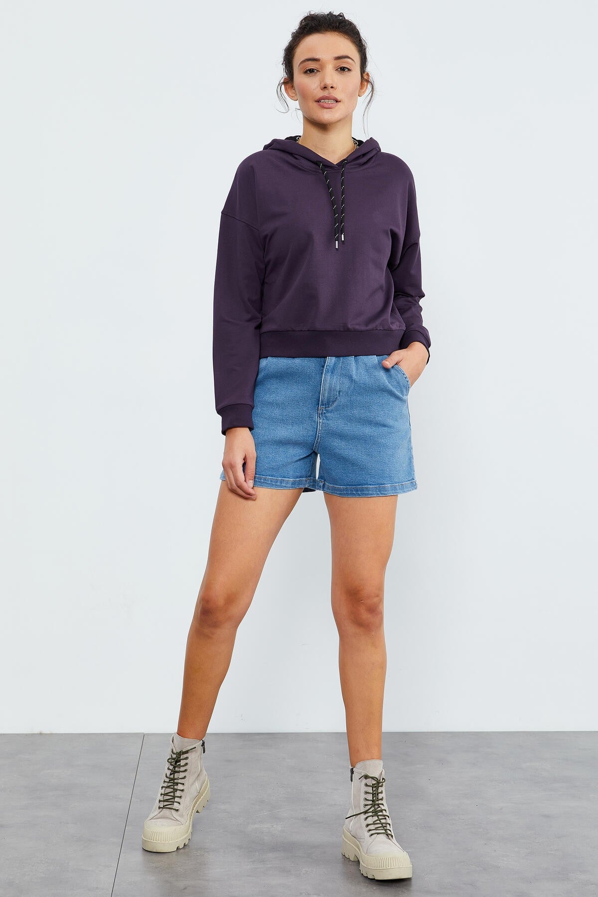 Long Sleeve Comfort Fit Hooded Women's Sweatshirt - 97115