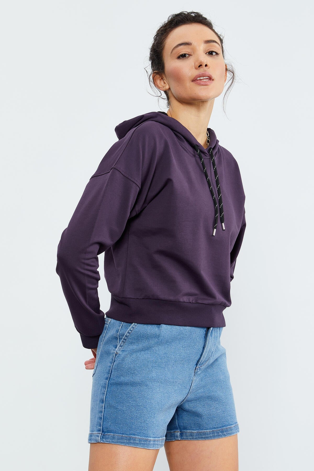 Long Sleeve Comfort Fit Hooded Women's Sweatshirt - 97115