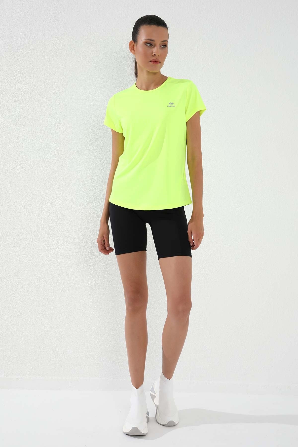 Neon Yellow Basic Short Sleeve Standard Fit O Neck Women's T-Shirt - 97144
