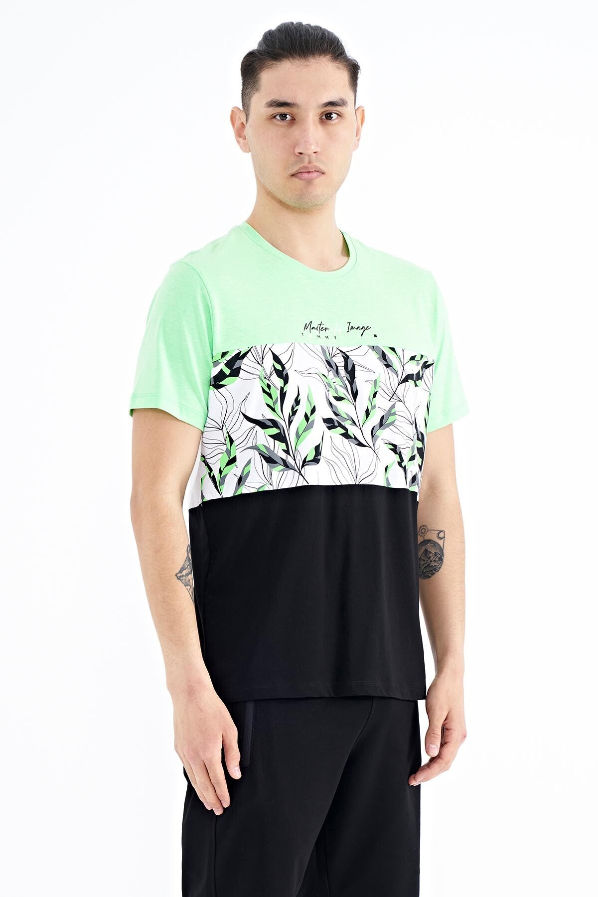 Neon Green Color Gradient Print Detailed O Collar Standard Fit Men's T-Shirt - 88177