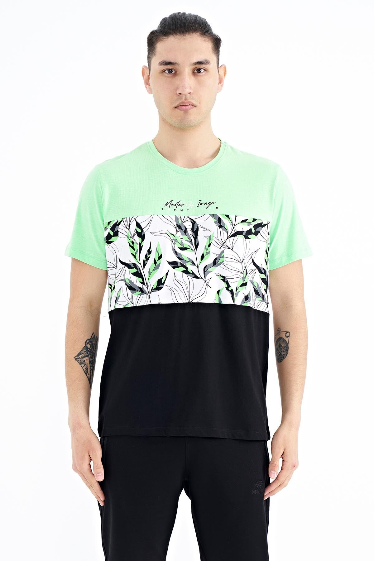 Neon Green Color Gradient Print Detailed O Collar Standard Fit Men's T-Shirt - 88177