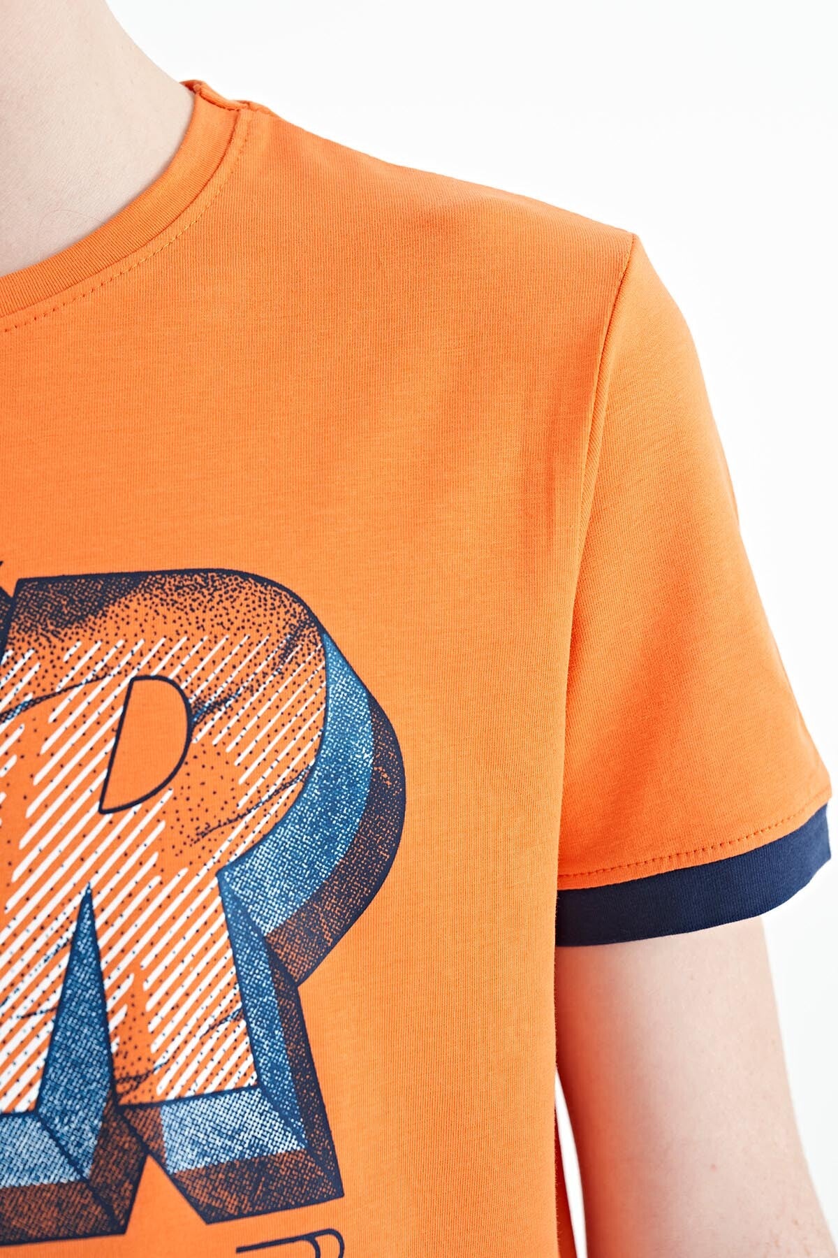 Orange Print Standard Fit O Collar Boys T-Shirt - 11098