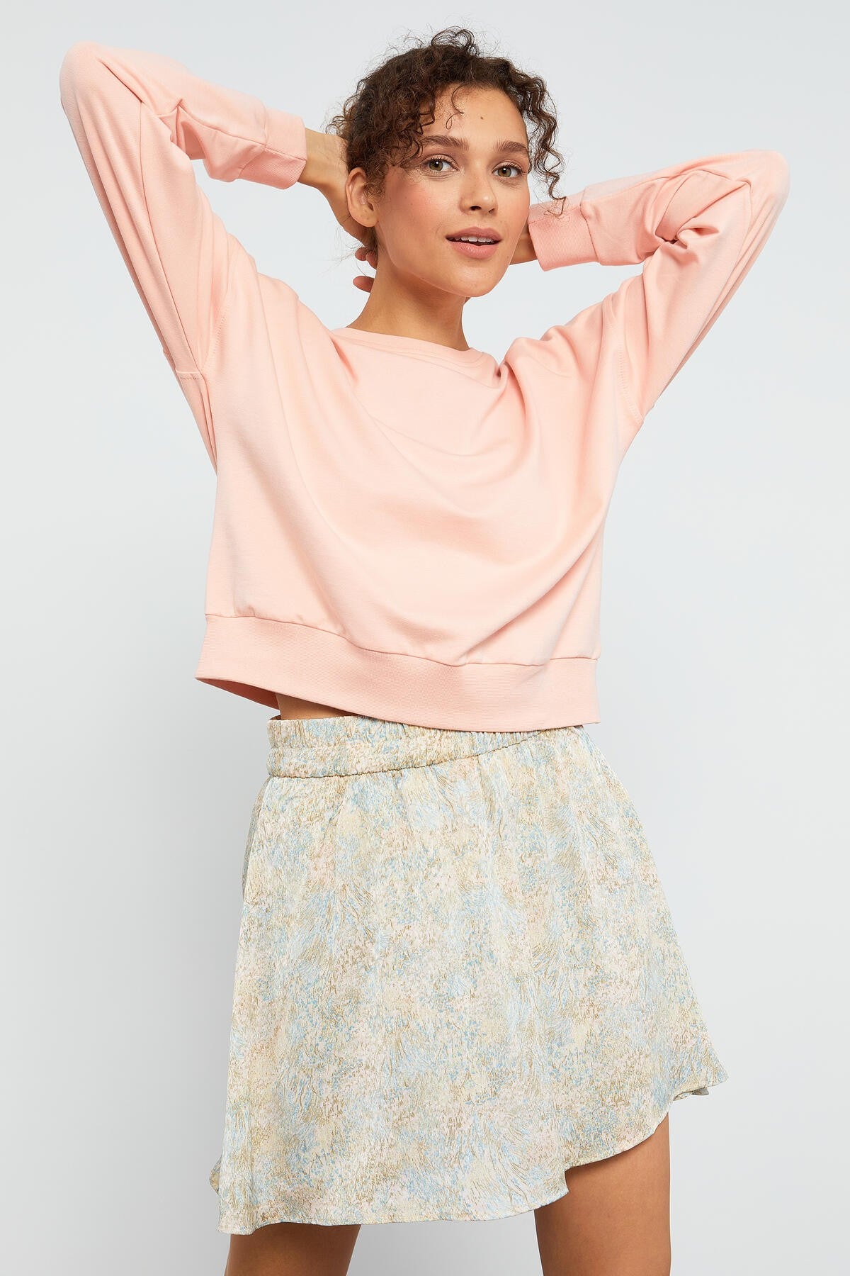 Pink Basic Comfort Fit O Neck Women's Sweatshirt - 97114