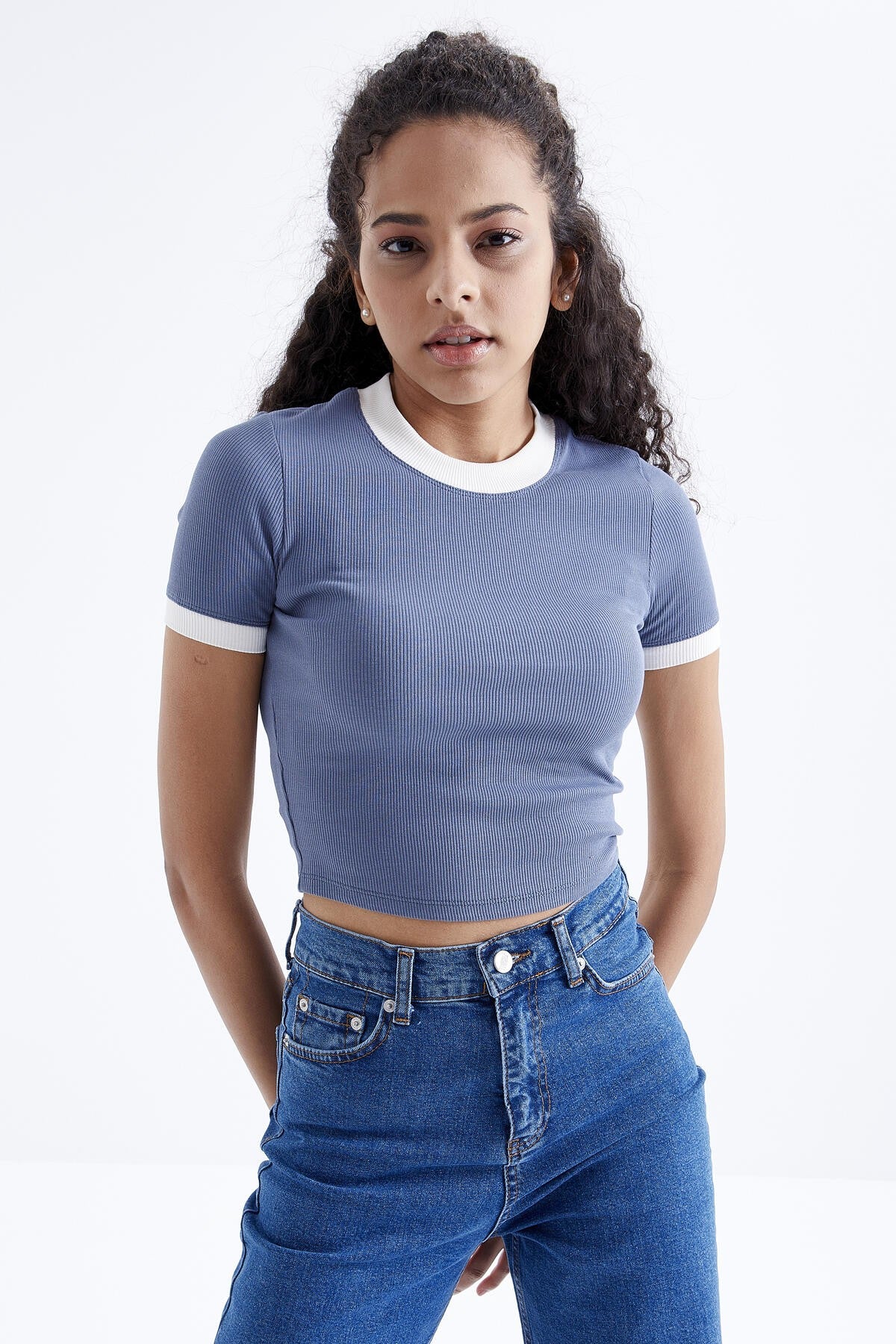 Petrol Basic Kol Detailed O Collar Women's Crop Top T-Shirt - 97200