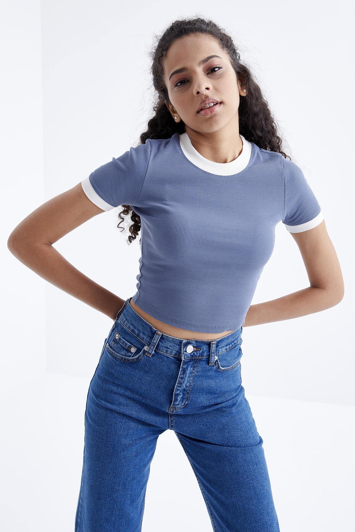 Petrol Basic Kol Detailed O Collar Women's Crop Top T-Shirt - 97200