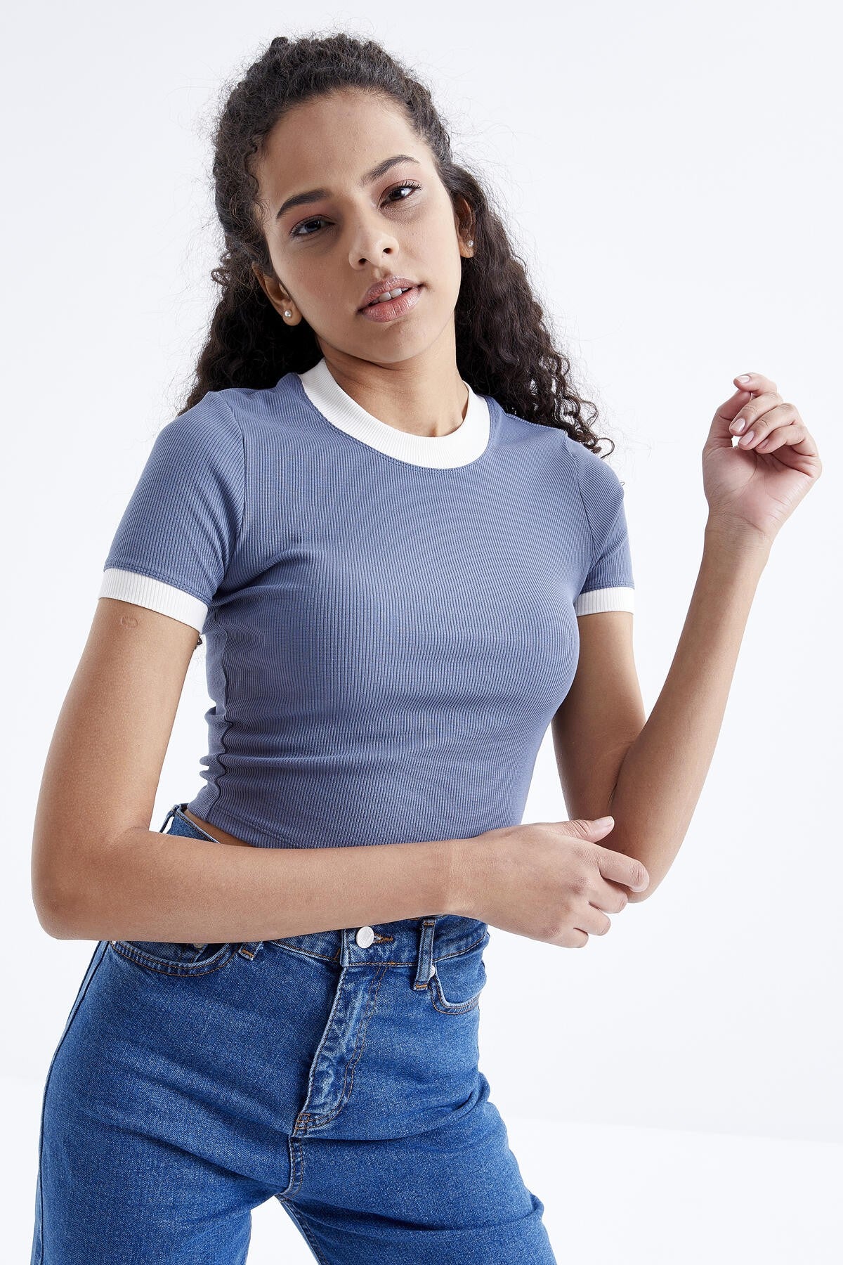 Petrol Basic Kol Detailed O Collar Women's Crop Top T-Shirt - 97200