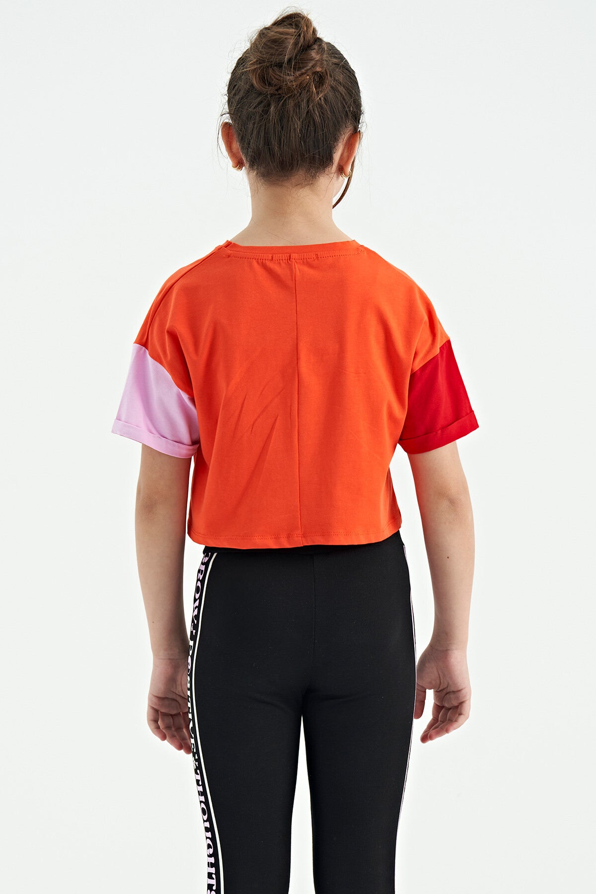 Orange Print Letter O Collar Low Shoulder Oversize Girls' T-Shirt - 75130