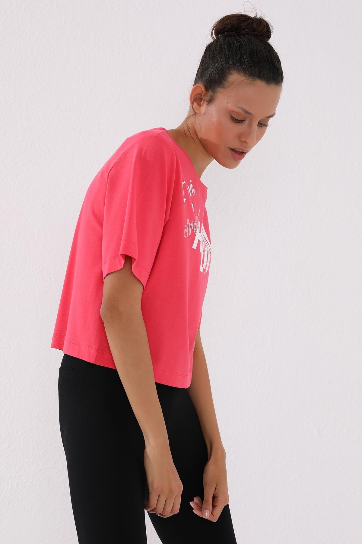 Asymmetric Print Rose O Collar Women's Oversize T-Shirt - 97136