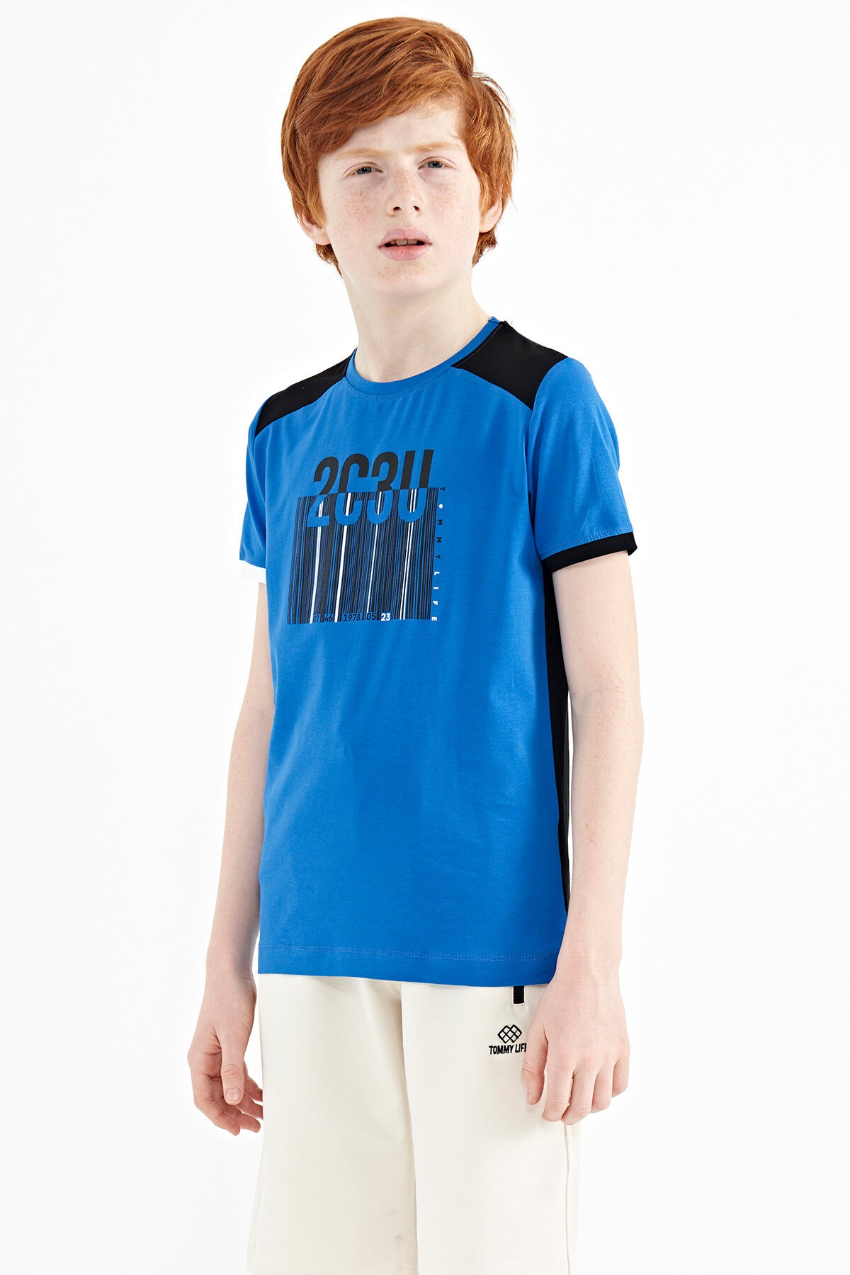 Printed Detailed O Collar Standard Fit Boys' T-Shirt - 11157