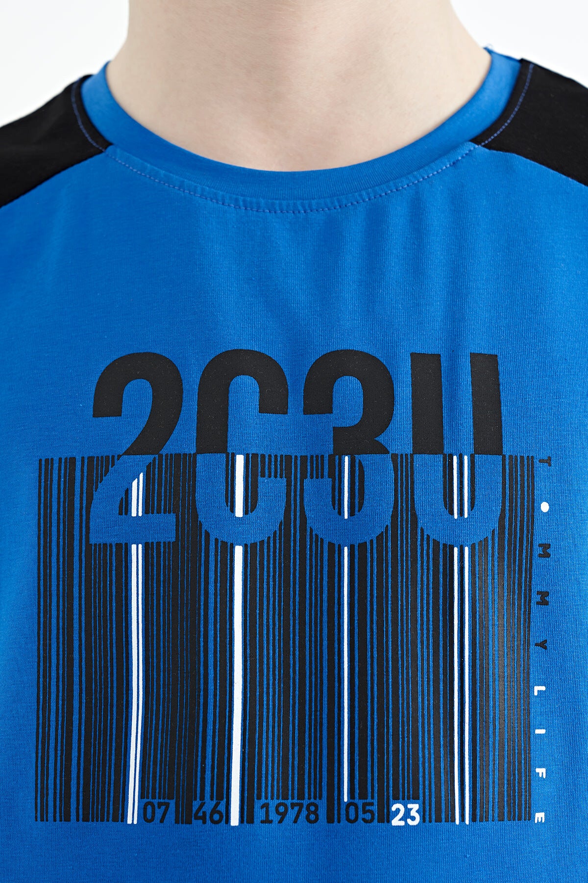 Printed Detailed O Collar Standard Fit Boys' T-Shirt - 11157